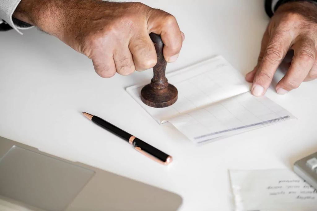 Como fazer tradução juramentada de documentos